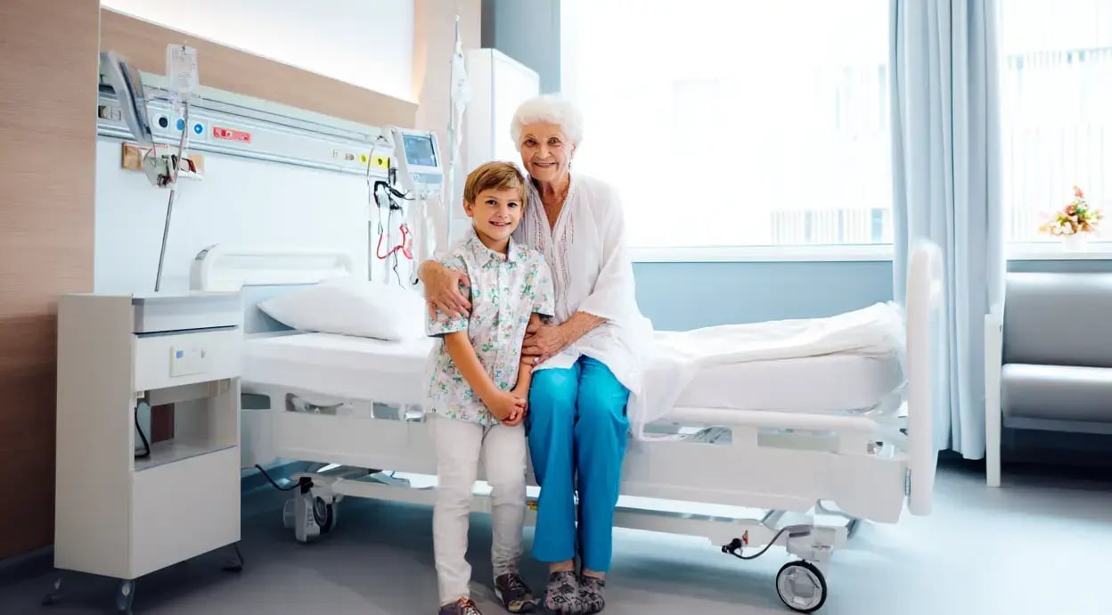 elderly-patient-hospital-with pediatiric-patient_v3
