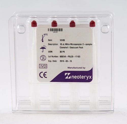 Die Mitra®-Schale mit 4 Probenentnahmespitzen.  